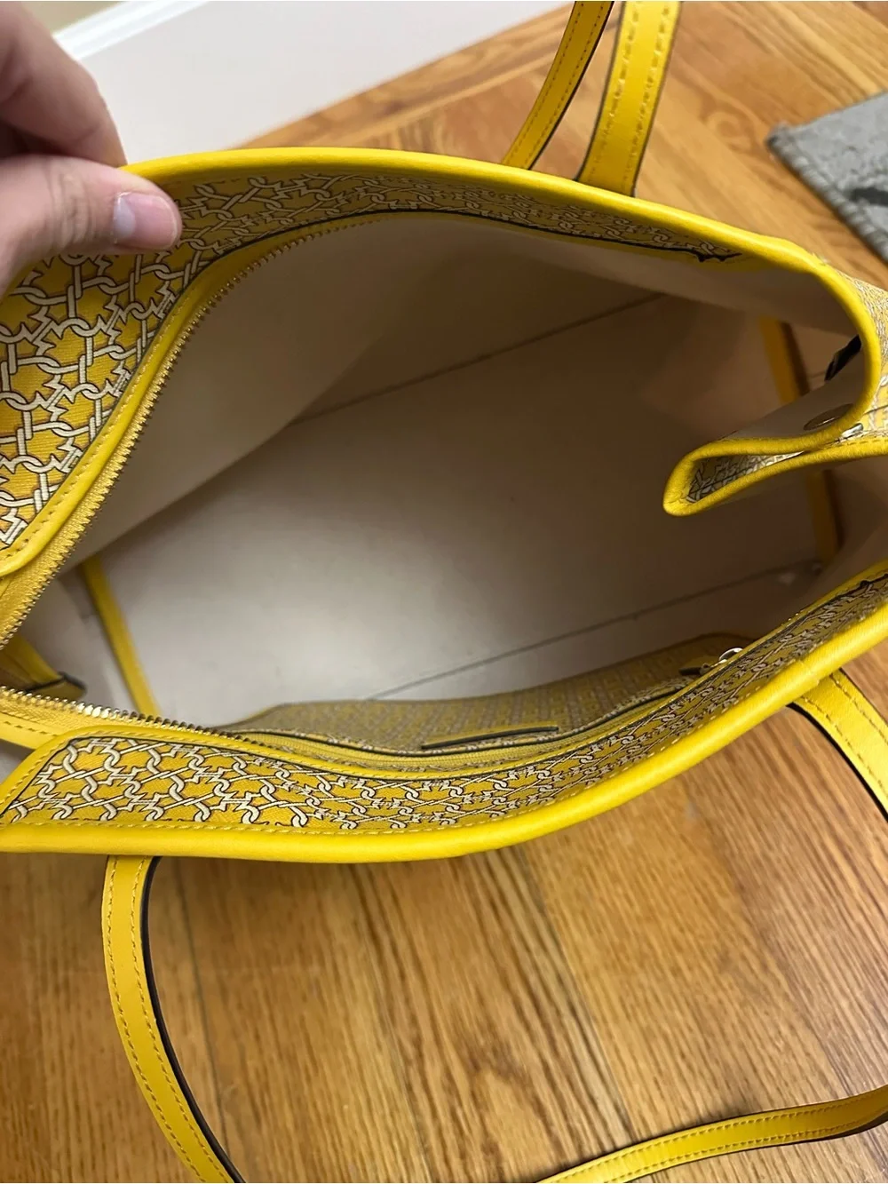 Kate Spade Link Tote Bag & Matching Large Wallet Set Yellow Multi